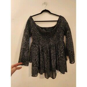 Torrid Size 2(18/20)Babydoll Chiffon Smocked Off-Shoulder Top Animal Print Grey‎